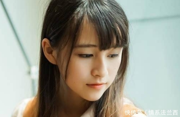『美女』为何日本美女这么爱穿短裙,连校服也是如此?真相扎心了!