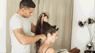 夏天就该扎这样高马尾，不仅能瘦脸更显年轻活力！