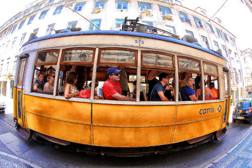 被报应的城市？靠殖民掠夺成世界最繁华首都，却被大地震轻松毁去