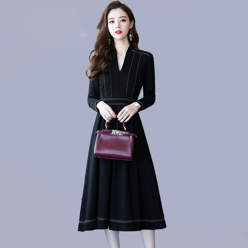 日盼夜盼:“儒雅”秋裙终于开卖，洋气超迷人，推荐六零女人穿