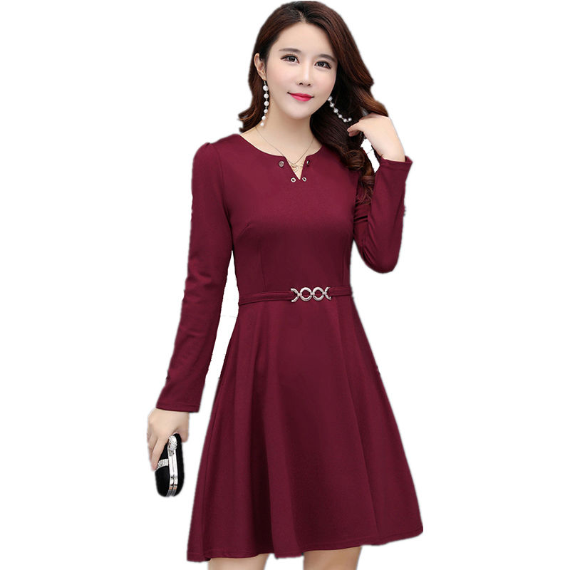 秋天到了，刚上新的秋款女装，款款减龄上档次，特适合70后女人