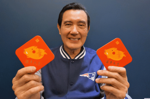 要过年了!他们千里奔袭“走春”，韩国瑜呢?