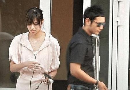 卓伟爆料出轨猛料，他的娱乐圈一哥地位不保，好男人全是假象？