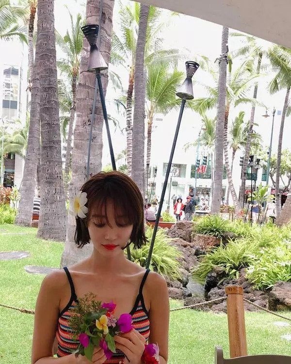 羡慕 | 高俊熙又换新短发?而她的私服穿搭才是真时髦!