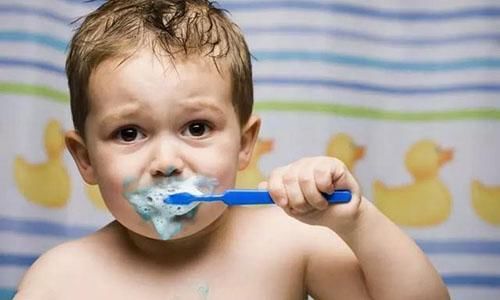  「中国」少生了一代人? 中国生育率成世界倒数! 高房价是年轻人的“痛”?