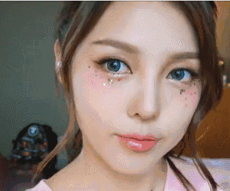 生完宝宝后的方媛这么快就复出了!美成张柏芝的她怪不得郭富城越