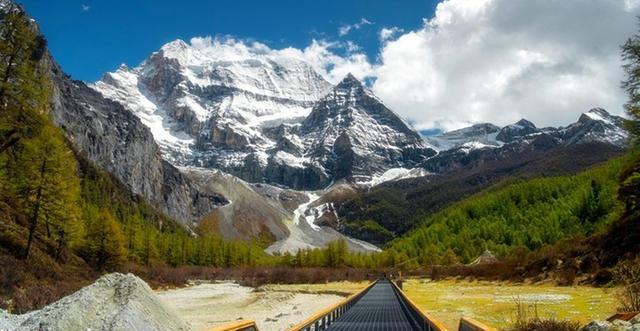 四川“最美丽”的景点:比九寨沟更值得去的地方,是人间仙境!