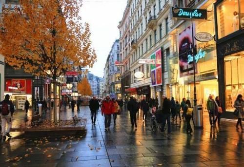  【基础工业】控制欲最强的国家, 95%的基础工业被国企控制, 人均