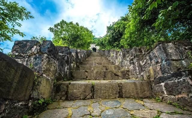  「黔东南最」2020世界最佳旅行目的地！贵州：暗藏密码，比想象中更神秘