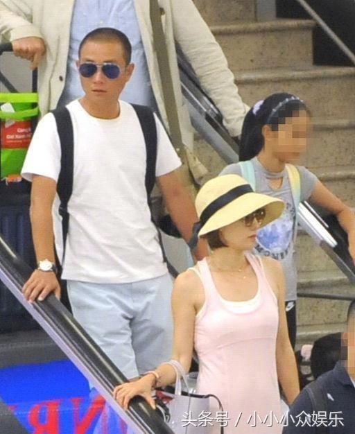 文章马伊琍同框出游打破不实传言，网友一边倒支持马伊琍