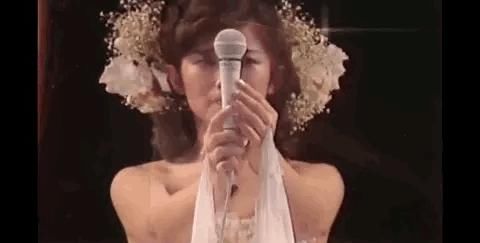 【山口百惠】山口百惠隐退后嫁给三浦友和，他们现在过得怎么样？