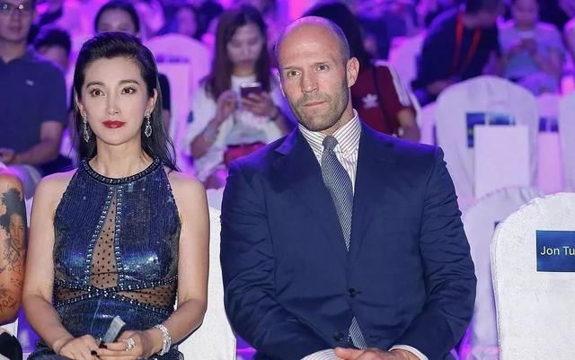 明星｜无滤镜无P图，高清相机下女明星们颜值你给打几分？