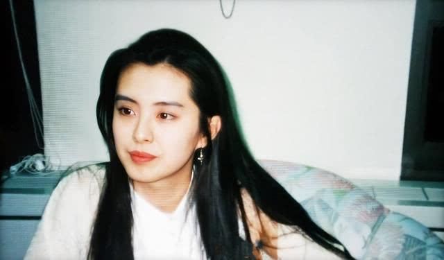  [就算]别不信，脸上有4个特征的女生，就算个子不高，也是＂高个＂脸