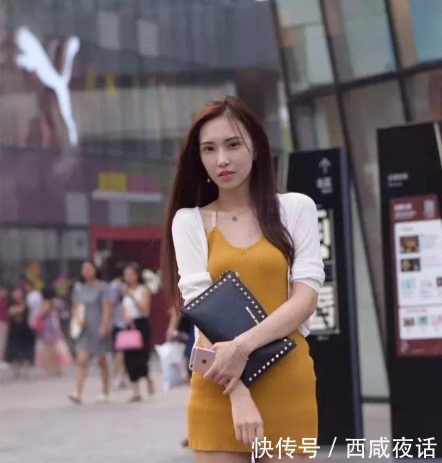 幸福中国街拍好身材短裙大美腿气质长发美女
