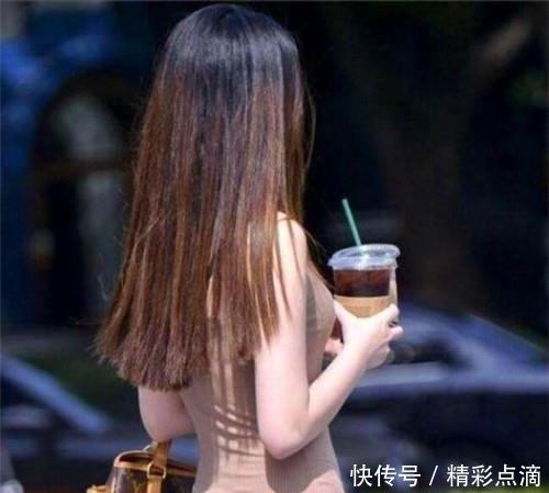  『性感』街拍性感可爱的小姐姐，身材紧致动人，傲人身材不一般