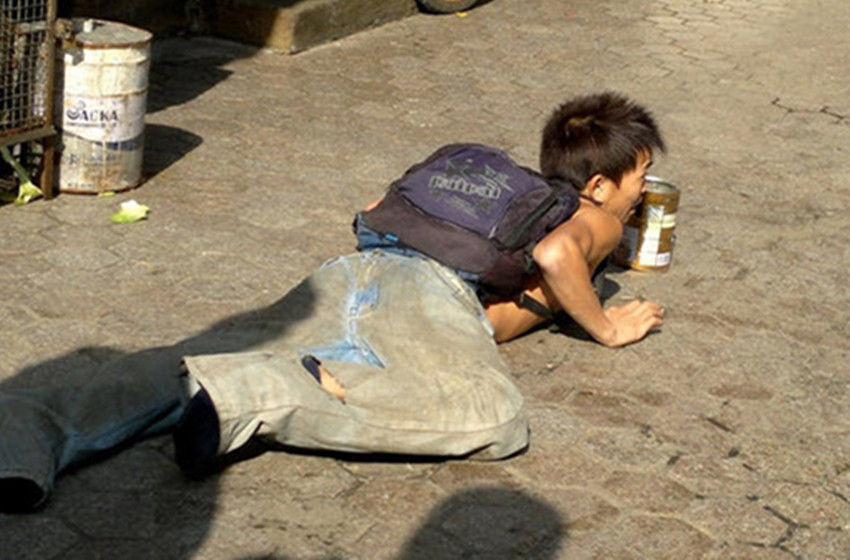 你以为他是贫穷的乞丐，下一秒他就是打扮时尚的潮男