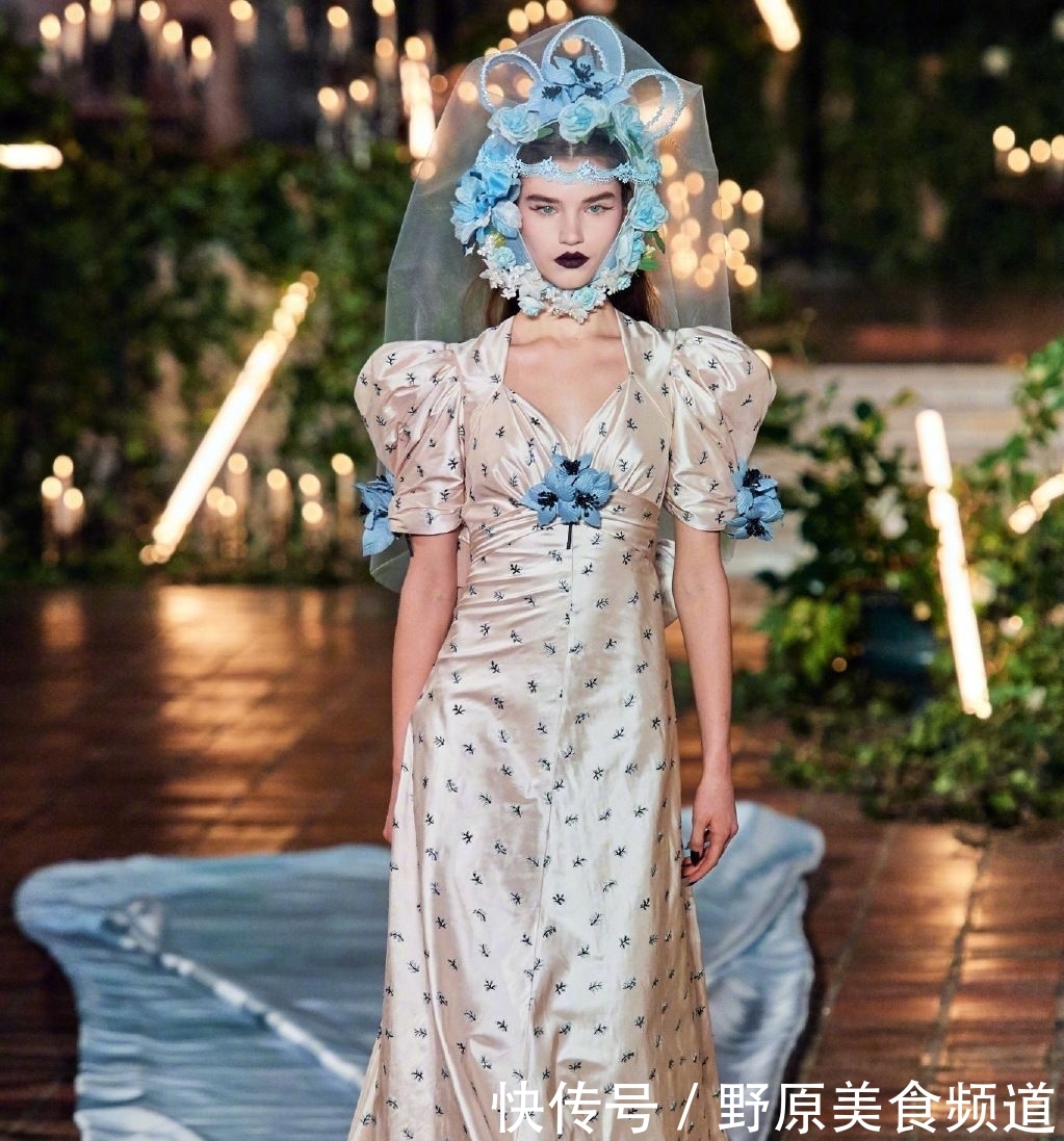  「感觉」Rodarte 2020秋冬系列，经典吸血时尚又复古，复古黑暗且不失浪漫