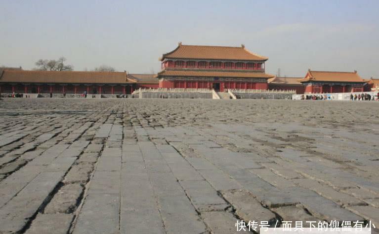 故宫修补地面, 专家到现场勘察, 揭露了朱棣一个歹毒的秘密