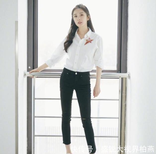 『辣妈』杨幂的好身材,凹凸有致,性感撩人,时尚辣妈却如同元气少女