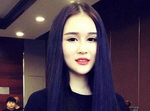 赵本山女儿公开恋情一个月后男方宣布分手，曝女方欺骗且私生活乱