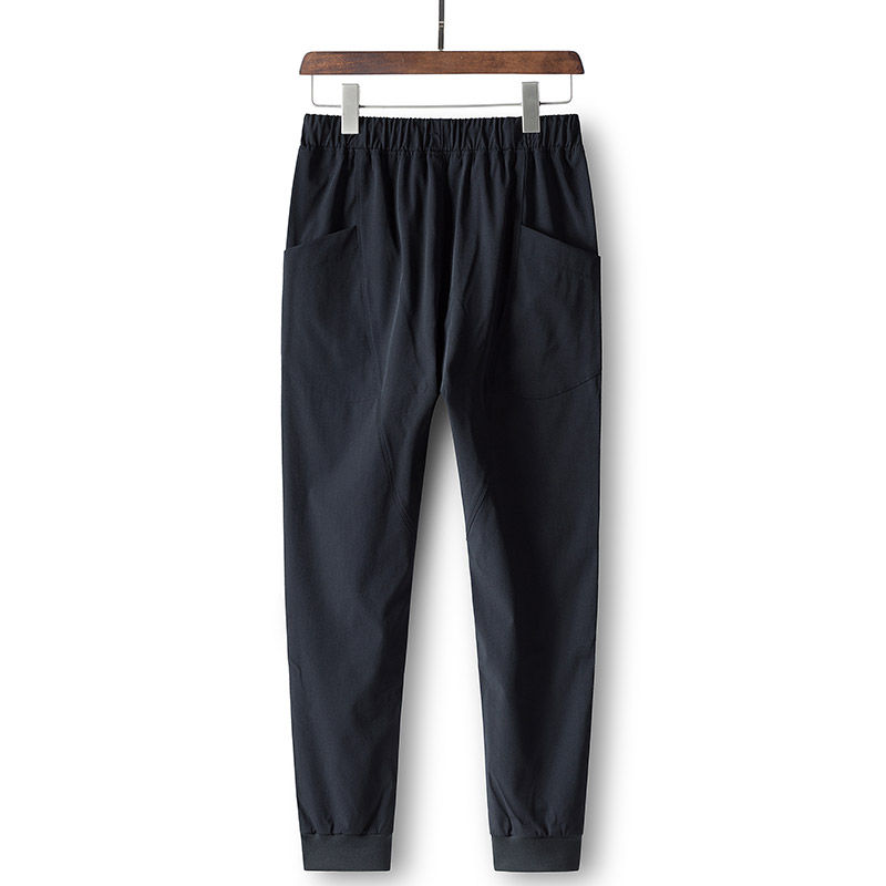 男人裤子前面为什么要留个拉链呢?看完你就明白了