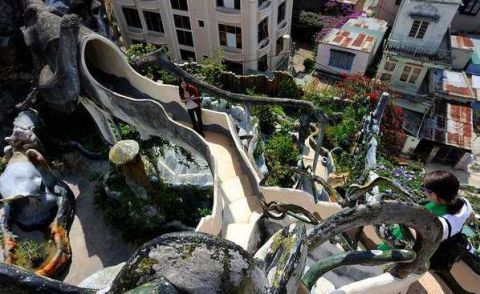  越南旅游：越南最“疯狂”的建筑，为前总统女儿设计建造，犹如一座童话城堡