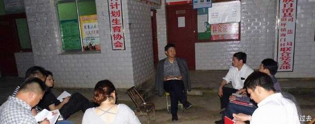 村干部终于迎来春天，待遇大提高，还能转公务员，竞争更激烈了！