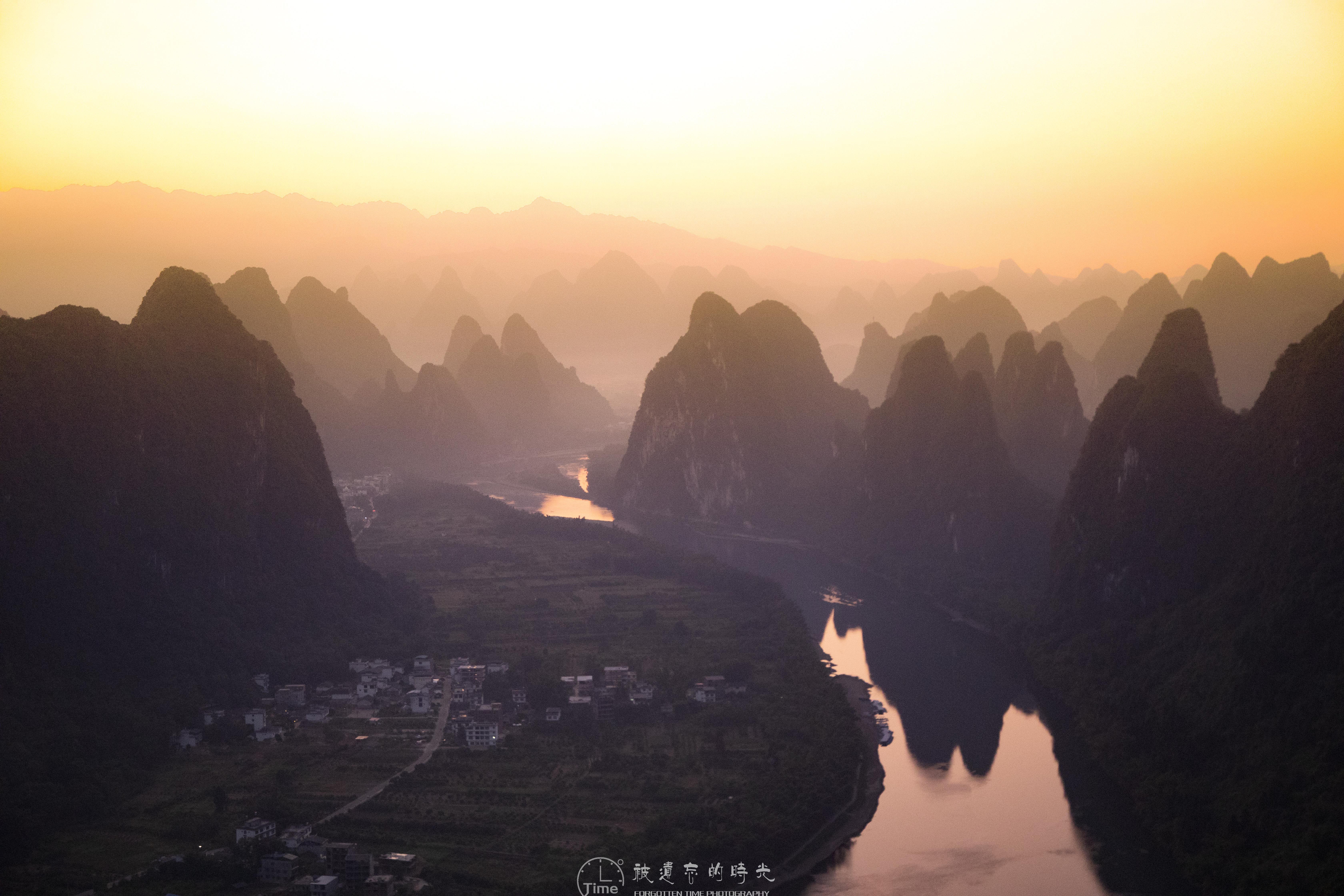 相公山等一场日出，寻找甲天下的桂林山水