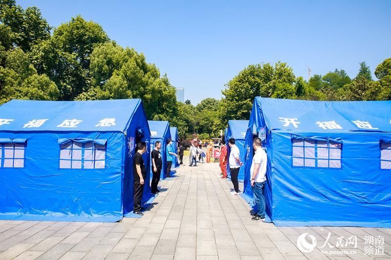  无人机■无人机冲锋舟齐上阵 湖南启动防灾减灾日集中宣传活动