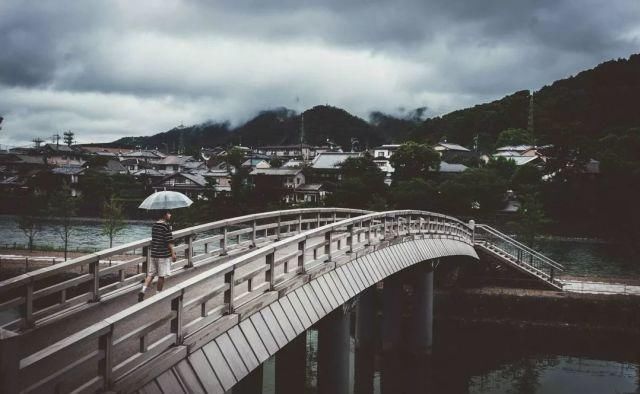 三分文艺，七分清新的国度，走进真实的霓虹国