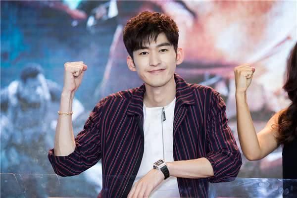 郑爽热恋赛事总监，网友们却恭喜张翰，吃牛肉面到底是什么梗？