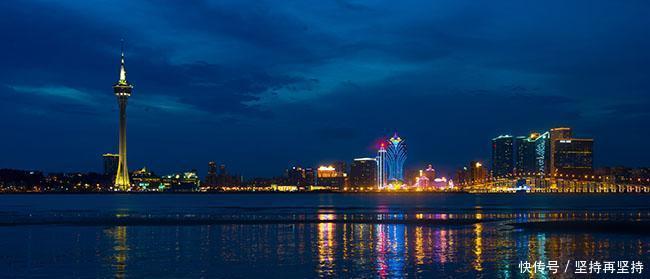中国号称“亚洲不夜城”的城市, 夜色比北京上海美, 来了就不想走