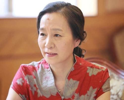  『奚美娟』65岁奚美娟和前夫同台飙戏！男方早另娶妻，她独自带娃生活26年