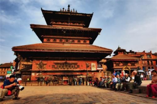 继越南之后，又一个国家贴出中文标牌，内容却把中国人逗笑了