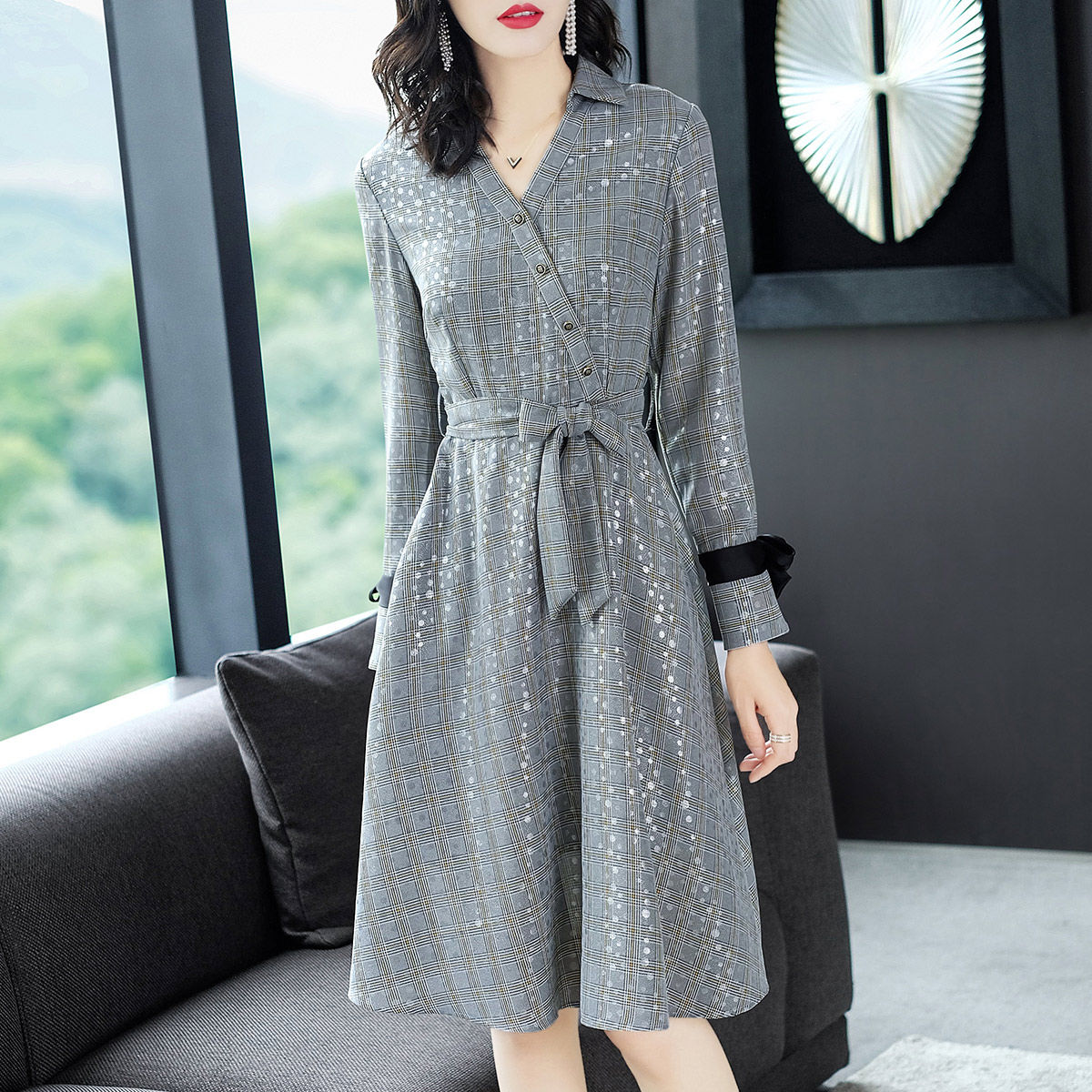 未满45岁，旗袍白送也别穿!学上海妈妈穿欧货裙，显瘦又减龄