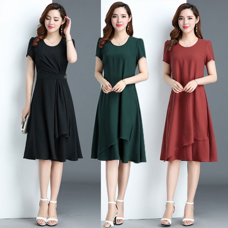 买对不买贵!七月46岁老婆穿时髦装，太美太迷人，穿出黄金比例