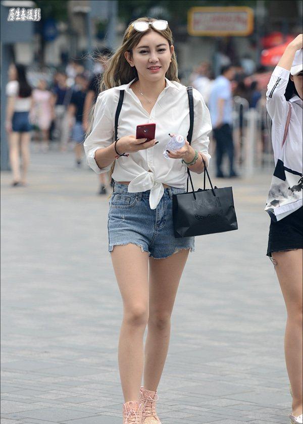 街拍：图1想让她做我的情人，图4大家绝对喜欢，图6我要带回家