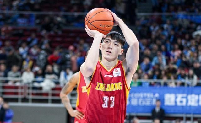  「模式」郭艾伦vs吴前！对比国产得分后卫的攻筐和跳投模式