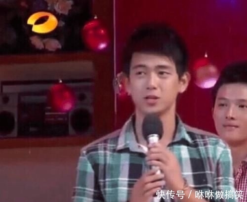  如今@因买不起奢侈品被甩，如今她高攀不起，李现的前女友后悔莫及