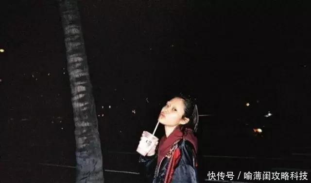  技巧@拍照姿势很尴尬？3个技巧就能解救你！