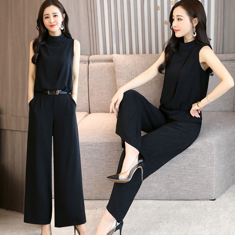 秋天了，连衣裙扔了吧!48岁嫂子穿上这时髦套装，美的无法呼吸