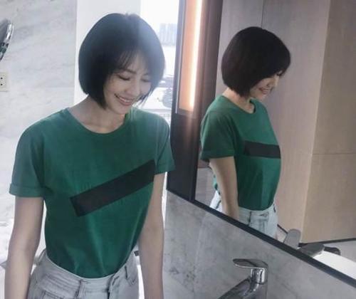 高圆圆剪发晒造型，短发的她更加迷人，网友表示美美哒