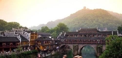 国内最凄凉的三大景点,曾火爆全国现无人问津,网友:自作孽