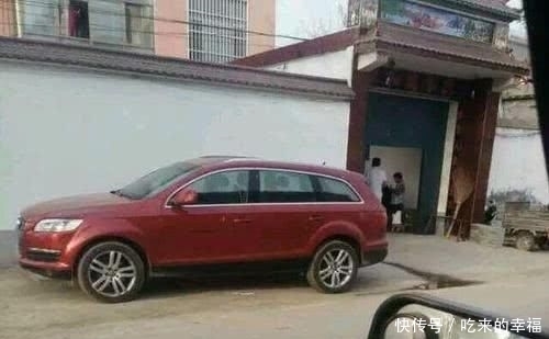  低调|曹云金离开德云社后频繁晒豪车，当看到岳云鹏的座驾后，才知道啥叫低调！