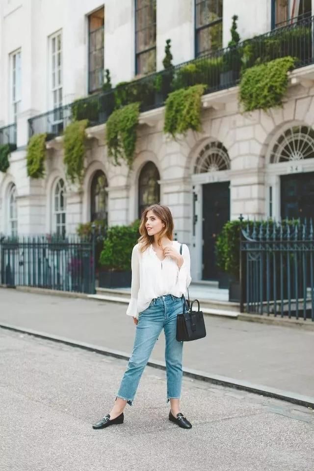 胸大的妹纸这样穿才会时髦高级又显瘦