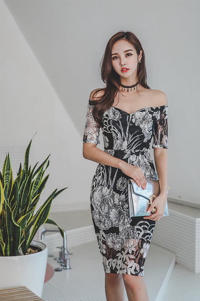 帕蒂略斯优美露肩水仙裙