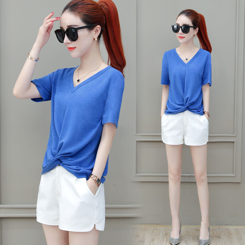 女人30岁好身材别藏着，多穿这修身T恤，尽显身材丰满超性感