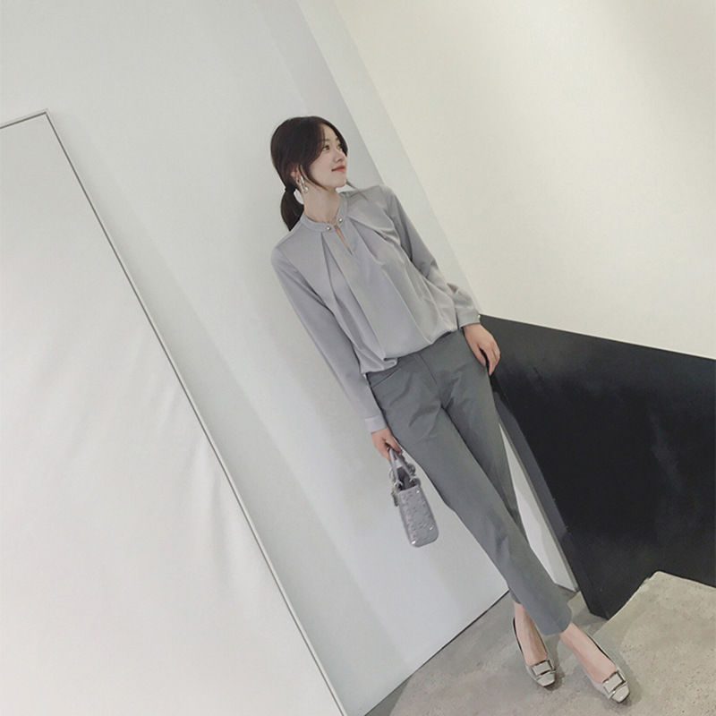 35岁老婆眼光真毒辣，一口气买5件下面套装，比穿裙子更养眼