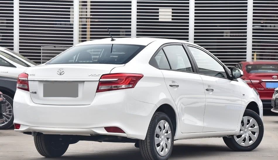 『不到』8年前16万,如今仅需6万不到,油耗低至3毛2碾压捷达和飞度