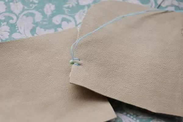 锁边珠绣的手工制作教程，让整体衣服更加时尚高贵，收藏起来